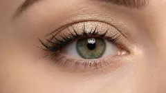 Hoe accentueer je je ogen zonder zichtbare lijnen: een handleiding voor de Interlash-eyelinertechniek. Perfecte make-up voor elke dag in 3 minuten!