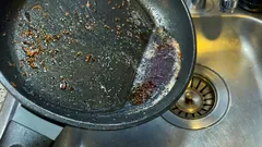 Waar moet je bakvet na het frituren weggooien? Giet het nooit in de gootsteen.